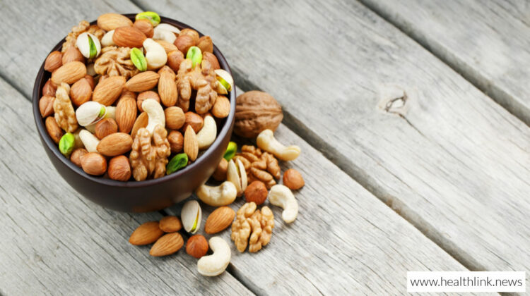 4 Best Nuts - Nutrition and Health Benefits