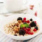 Risk and Health Benefits of Eating Oats